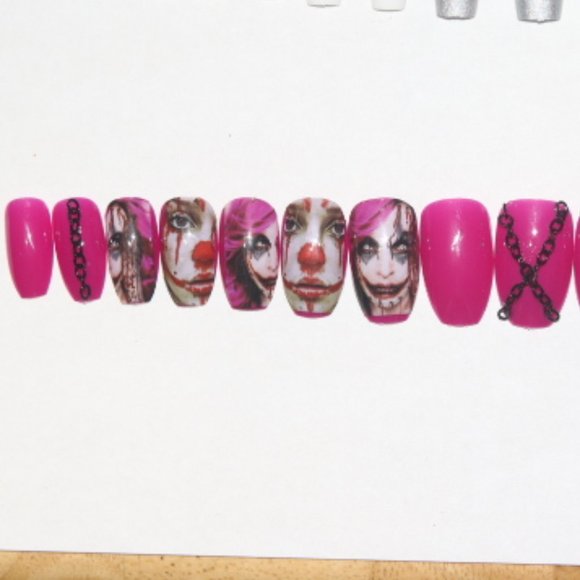 Bright pink Clown with black chain- press on nail - Picture 4 of 6